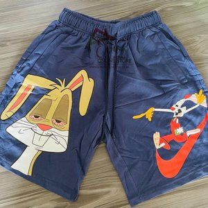 شاغر nike shorts with bugs bunny 